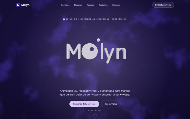 Hero de Molyn con el logotipo 3D interactivo sobre fondo de nebulosa morada.